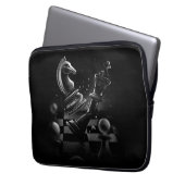 Dramatischer Schachkampf - Ritter gegen Pferd Laptopschutzhülle (Vorderseite Links)