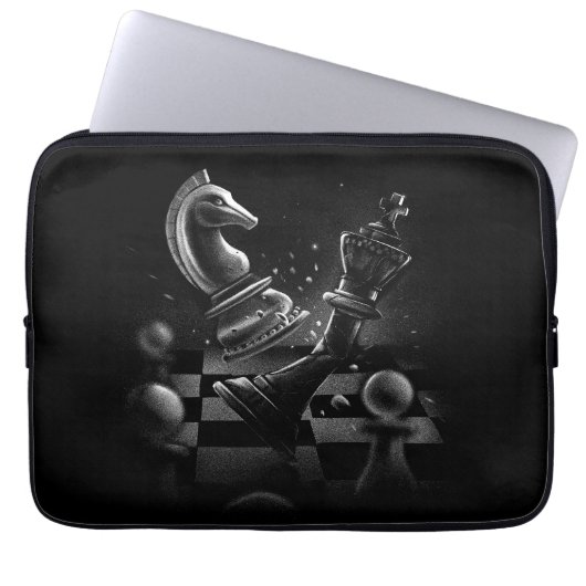 Dramatischer Schachkampf - Ritter gegen Pferd Laptopschutzhülle (Vorderseite)