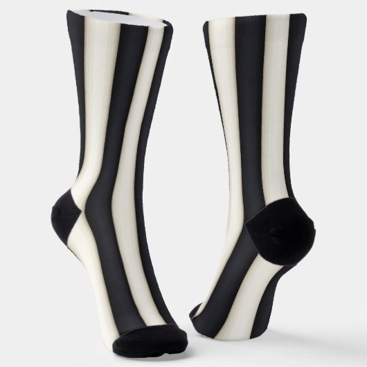Dramatischer Schwarz-Weiß-Streifen Socken (Gewinkelt)