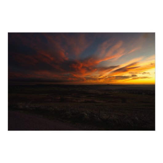 Dramatischer Sonnenaufgang Fotodruck (Vorne)