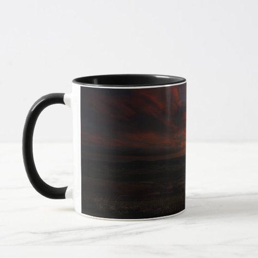 Dramatischer Sonnenaufgang Tasse (Links)