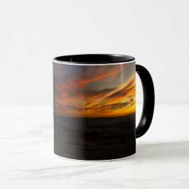 Dramatischer Sonnenaufgang Tasse