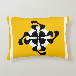 Dramatisches Doppelglas Q spiegelt moderne gelbe s Dekokissen