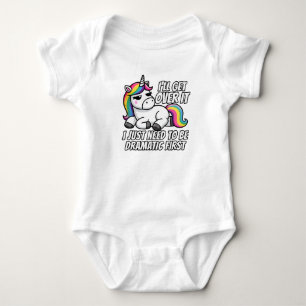 Dramatisches Einhorn im Stil überwinden Baby Strampler