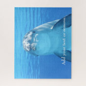 Dramatisches nahes Foto eines verspielten Delfins, Puzzle (Vertikal)