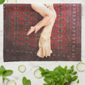 Draped-Modell auf Red Rug Thunder_Cove Geschirrtuch (Gefaltet)