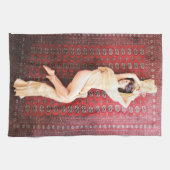 Draped-Modell auf Red Rug Thunder_Cove Geschirrtuch (Horizontal)