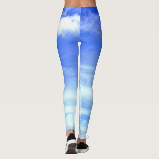 Drastischer blauer Himmel Leggings (Rückseite)