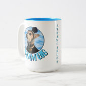 "Dream Big" Carlos B.Hund Zweifarbige Tasse (Vorderseite Links)