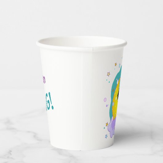 "Dream Big" Cat Sleep on Moon Inspiration Zitat Pappbecher (Rechts)