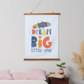 Dream Big Little One Rocket Wandteppich Mit Holzrahmen (Schlafzimmer)