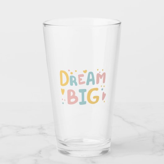 Dream Big Pastel Hearts Glas (Vorderseite)