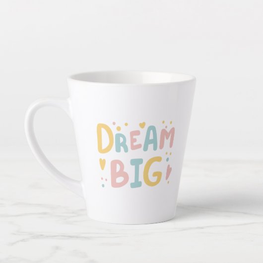 Dream Big Pastel Hearts Milchtasse (Links)