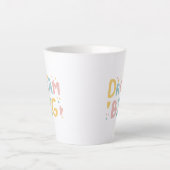Dream Big Pastel Hearts Milchtasse (Vorderseite)