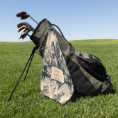 Dream Castle Midnight and Ivory Toile de Jouy Golfhandtuch (Gras)