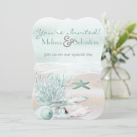 Dream Shore Beach Green Wedite Einladung (Stehend Vorderseite)