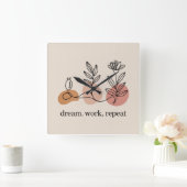 Dream. Work. Repeat Quadratische Wanduhr (Zuhause)