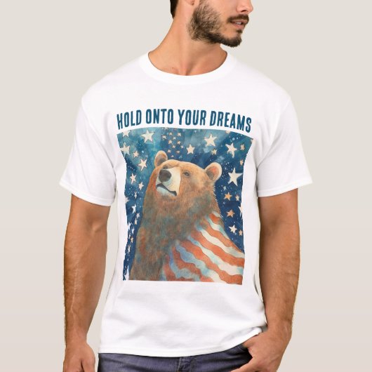 Dreamer US Flagge Bear T-Shirt (Vorderseite)