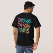 Dreamers Forge Paths T-Shirt (Schwarz voll)