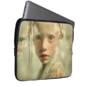 Dreamlike Children Portrait  Whispered Light Child Laptopschutzhülle (Vorne Rechts)