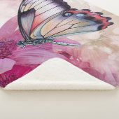 Dreamy Butterfly mit rosafarbenen Blume Sherpadecke (3/4)