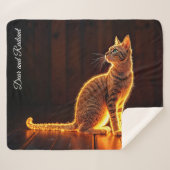Dreamy feline art gold cat portrait schöne Haustie Sherpadecke (Vorderseite (Horizontal))