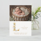 Dreamy Floral E Initial Gold Glitter Newborn Ankündigung (Stehend Vorderseite)