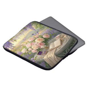 Dreamy Floral Heiligtum gebadet goldene Stunde Lic Laptopschutzhülle