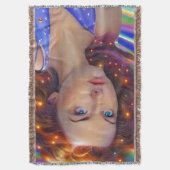 Dreamy Girl mit Rainbow Lights Decke (Vorderseite Vertikal)