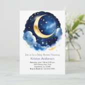 Dreamy Moon and Stars Blue Boy Baby Dusche Einladung (Stehend Vorderseite)