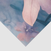 Dreamy Pastel Floral Art mit Lilien und weichen Bl Seidenpapier (Ausschnitt)