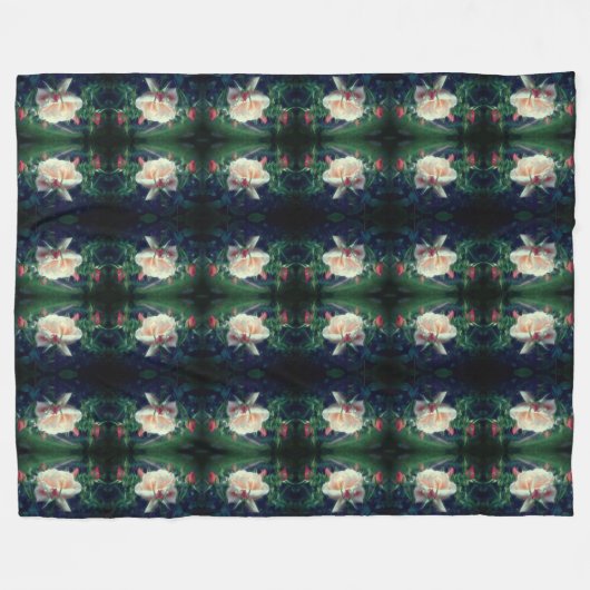 Dreamy Peach Rose und Buds Abstrakt Fleecedecke (Vorderseite (Horizontal))