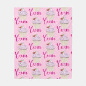 Dreamy Pink Cupcake mit Raspberry Yum! Fleecedecke (Vorderseite)