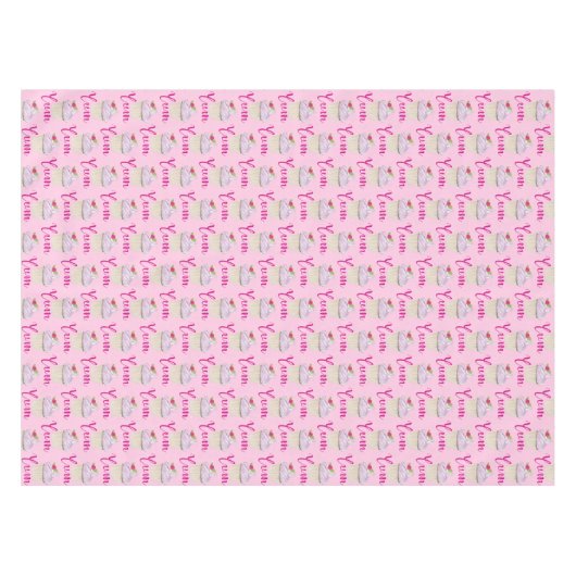 Dreamy Pink Cupcake mit Raspberry Yum! Tischdecke (Vorderseite (Horizontal))