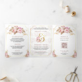 Dreamy Soft Pink Floral Gold Alle in einer Hochzei Dreifach Gefaltete Einladung (Innenseite)