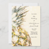 Dreamy Tropical Pineapse Island Beach Wedding Einladung (Vorderseite)