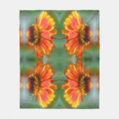 Dreamy Zinnia Blume Pattern Fleecedecke (Vorderseite)