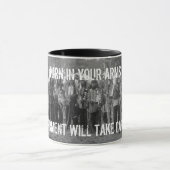 Drehen Sie sich in Ihre Arme - Tasse (Zentrum)