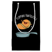 Drehend Fantastisch Funny Pancake Pun Dark BG Kleine Geschenktüte (Vorderseite)