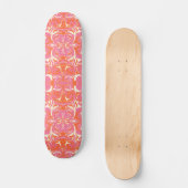 Drehmuster in Rosa, Orange und Creme Skateboard (Vorderseite)