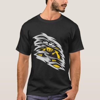 Drehtes und belastetes AEK-Muster T-Shirt