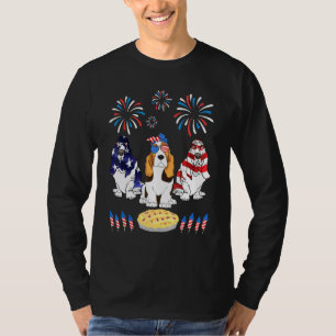 Drei Basset Hound Hunde tanzen US Flag Firework Ca T-Shirt