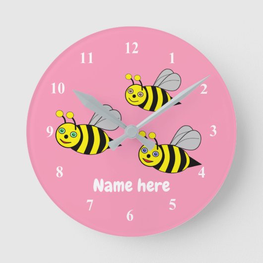 Drei Bienen auf einer rosa Acrylwand Runde Wanduhr (Vorderseite)
