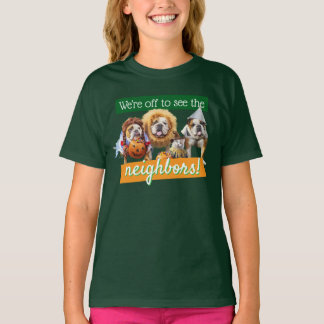 Drei Bulldoggen in Kostümen T-Shirt