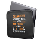 Drei Dinge, die du mit meinem Berner Hund nicht ve Laptopschutzhülle (Vorderseite Links)