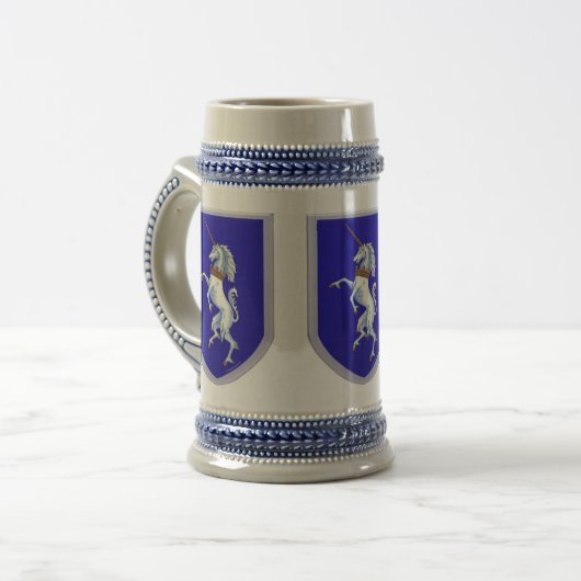 Drei Einhorn-Schilder Bierglas (Vorderseite Links)