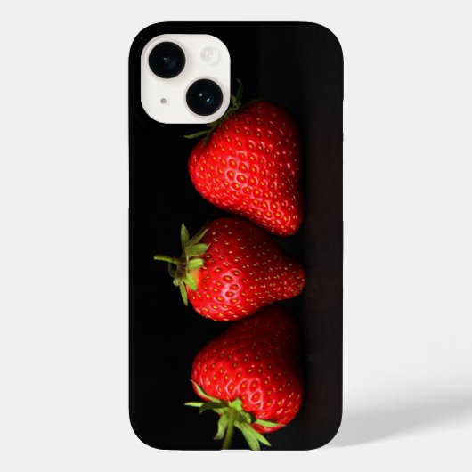 Drei Erdbeeren auf schwarzer iphcnm Case-Mate iPhone Hülle (Rückseite)
