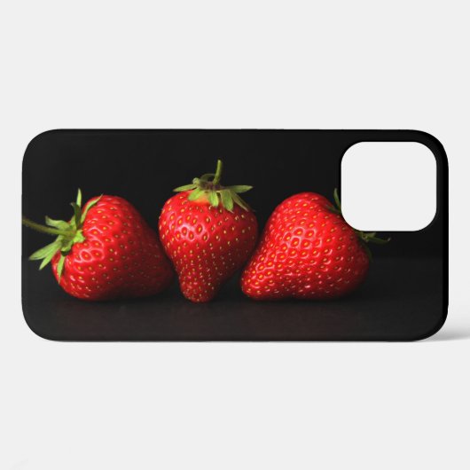 Drei Erdbeeren auf schwarzer iphcnm Case-Mate iPhone Hülle (Rückseite (Horizontal))