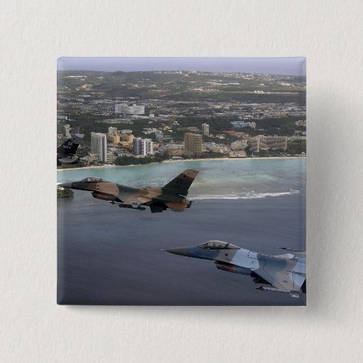 Drei F-16 Falken fliegen in Formation Button (Vorderseite)