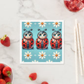 Drei farbenfrohe Ladybugs auf blauem Hintergrund Serviette (Beispiel)